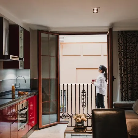 Citizentral Juristas Апартаменты Валенсия